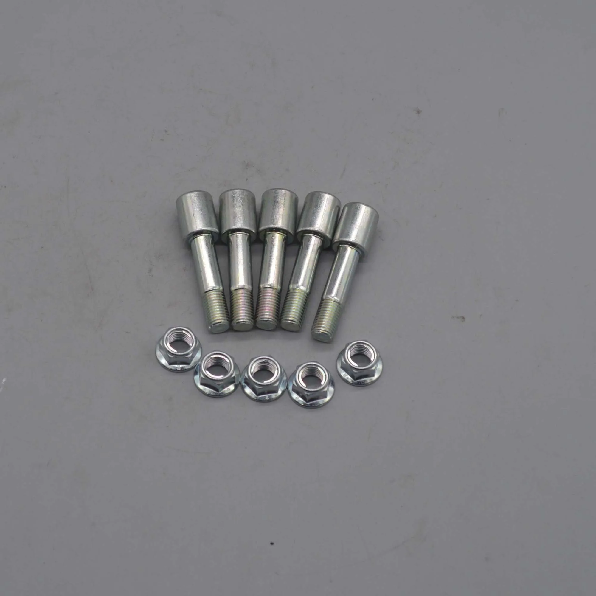 Set di 5 Dadi per Pignone Post - Sprocket recensione e prezzo